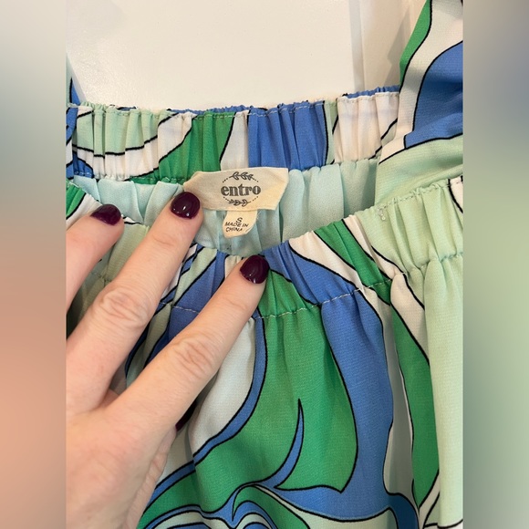 Spring 2023 Retro Print Boutique Dress - Picture 5 of 5